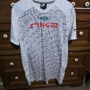 Nike White and Gray Men's Shirt
